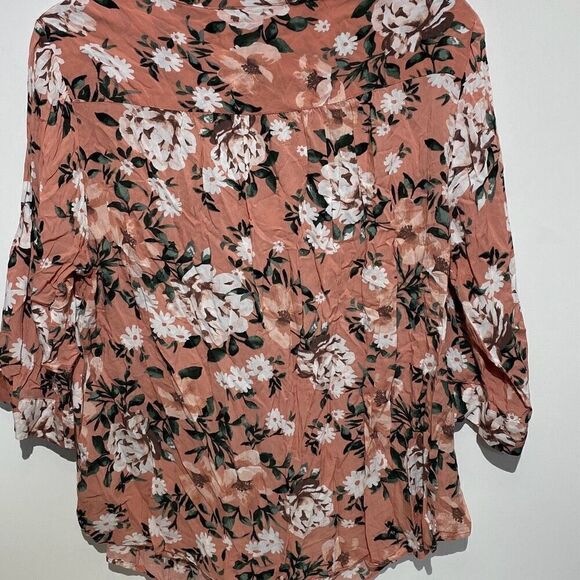 Torrid Harper Women's Multicolor Floral V-Neck Button Front Shirt Size 2 - Picture 5 of 9